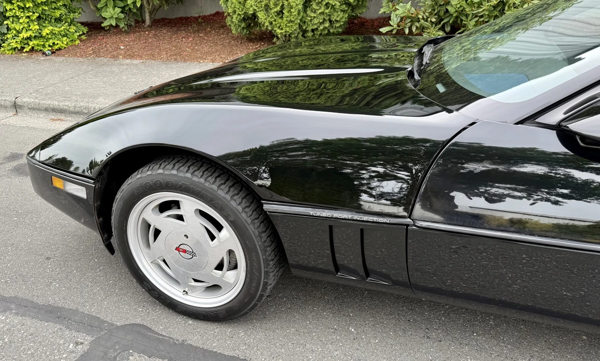 1988 Chevrolet Corvette C4 - Image 10 of 31