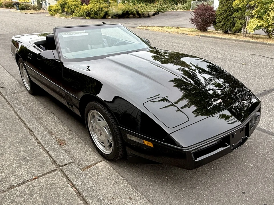 1988 Chevrolet Corvette C4 - Image 6 of 31