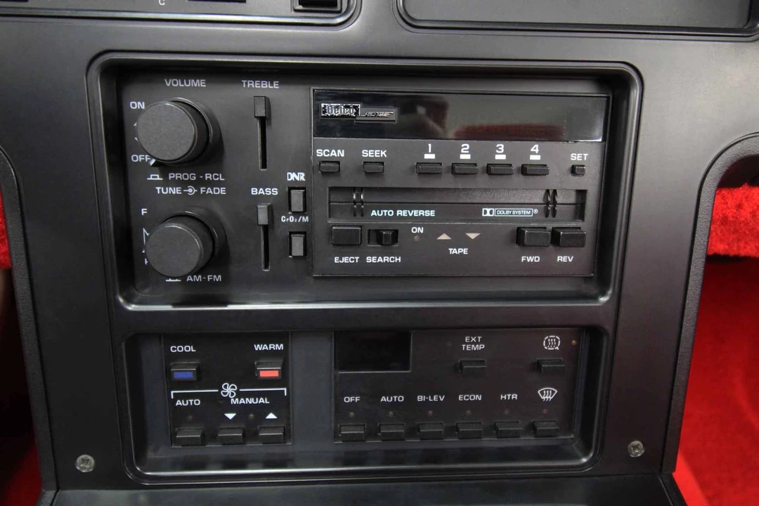 1988 Chevrolet Corvette C4 - Image 30 of 31