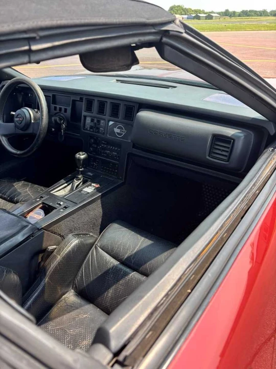 1988 Chevrolet Corvette C4 - Image 23 of 31
