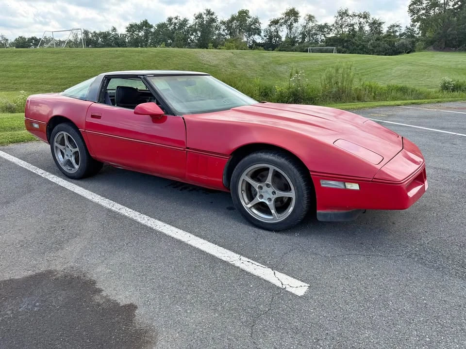 1988 Chevrolet Corvette C4 - Image 1 of 9