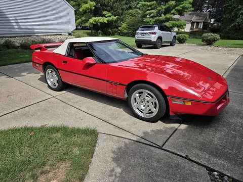 1988 Chevrolet Corvette Convertible 2D