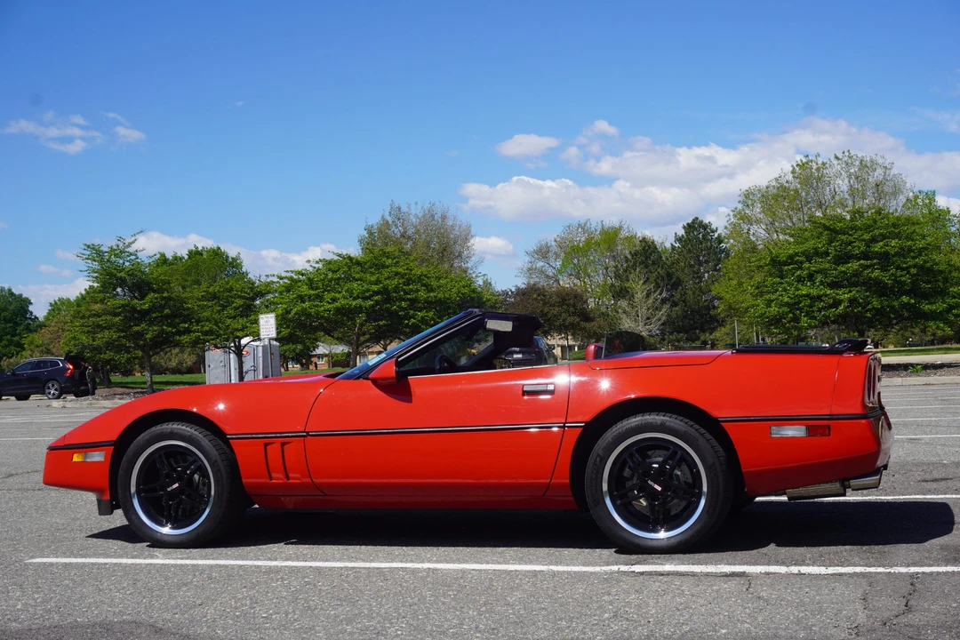 1988 Chevrolet Corvette C4 - Image 22 of 31