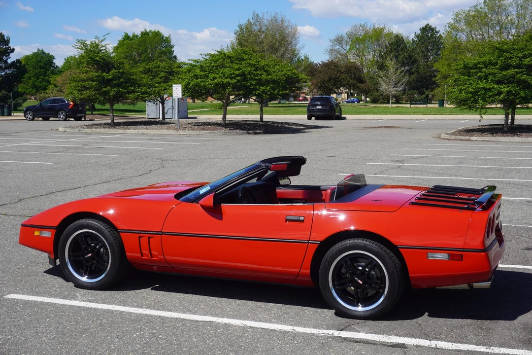 1988 Chevrolet Corvette C4 - Image 23 of 31