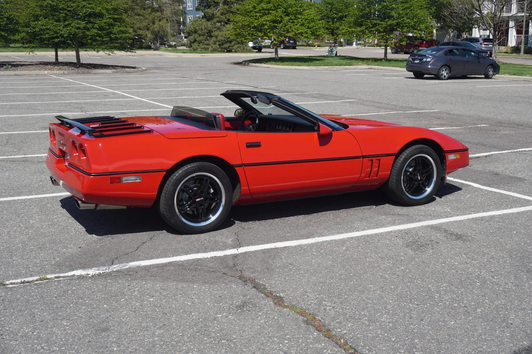 1988 Chevrolet Corvette C4 - Image 30 of 31