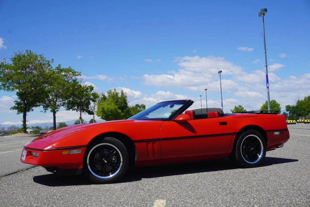 1988 Chevrolet Corvette C4 - Image 19 of 31