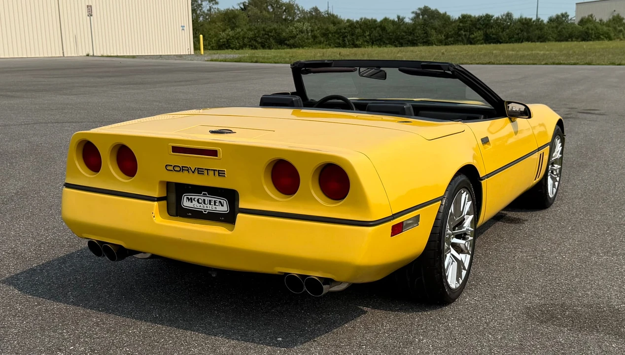 1988 Chevrolet Corvette C4 - Image 23 of 31