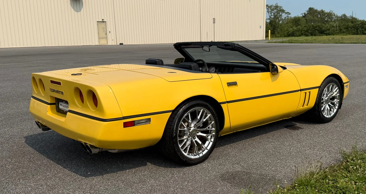 1988 Chevrolet Corvette C4 - Image 20 of 31