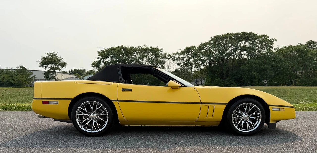 1988 Chevrolet Corvette C4 - Image 19 of 31