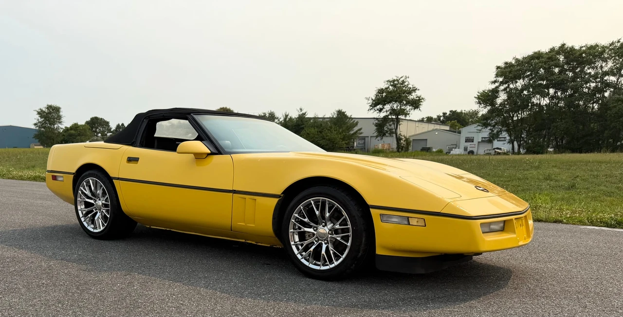 1988 Chevrolet Corvette C4 - Image 13 of 31