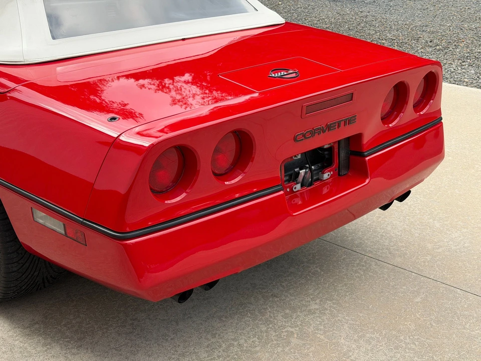 1988 Chevrolet Corvette C4 - Image 8 of 18