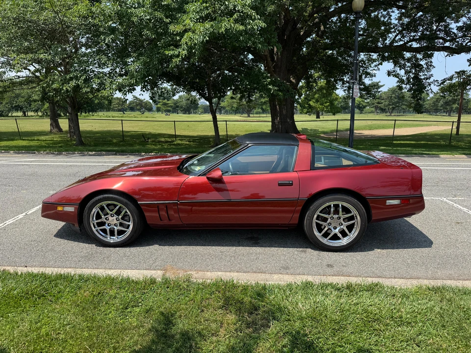1988 Chevrolet Corvette C4 - Image 10 of 31