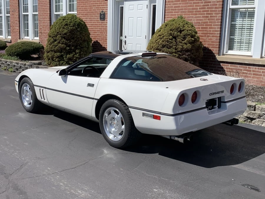 1988 Chevrolet Corvette C4 - Image 3 of 7