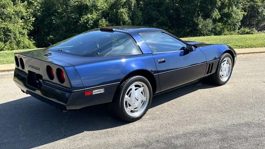 1988 Chevrolet Corvette C4 - Image 7 of 16
