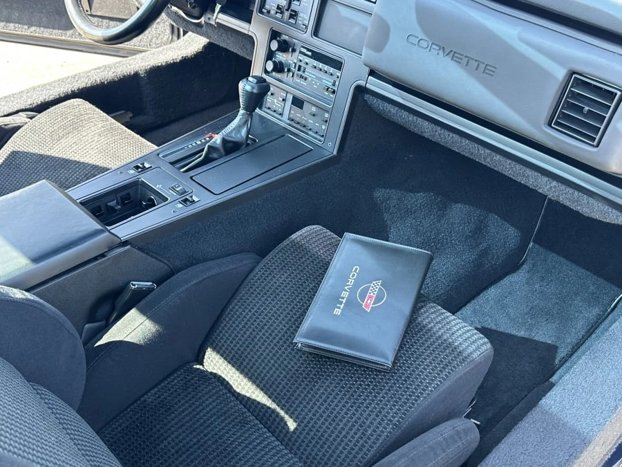 1988 Chevrolet Corvette C4 - Image 14 of 16
