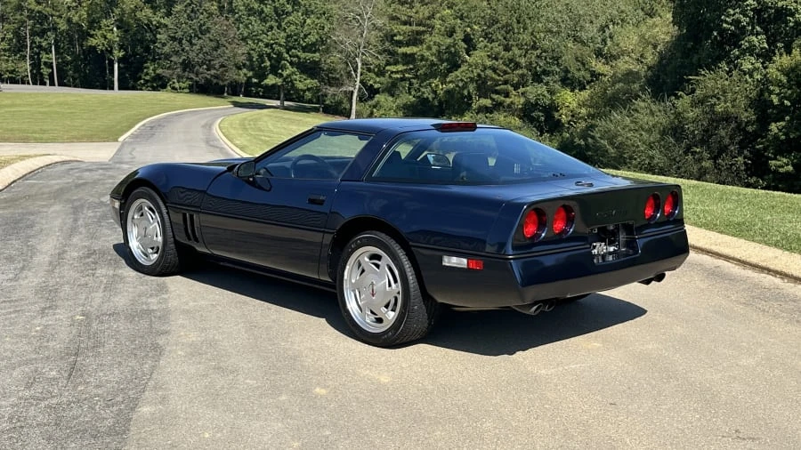 1988 Chevrolet Corvette C4 - Image 6 of 16