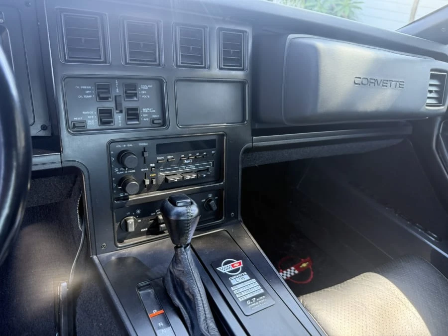 1988 Chevrolet Corvette C4 - Image 13 of 22