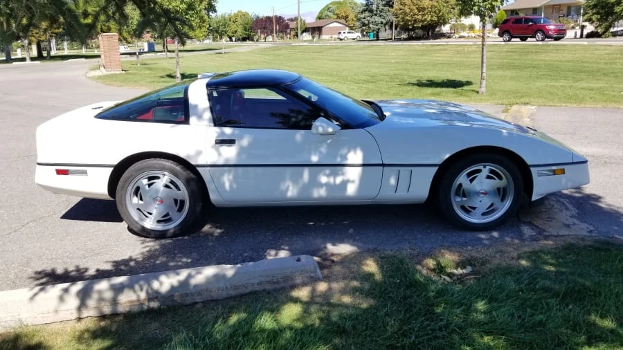 1988 Chevrolet Corvette C4 - Image 12 of 15