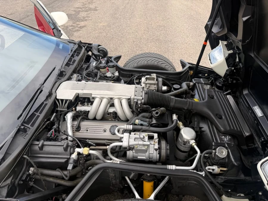 1988 Chevrolet Corvette C4 - Image 16 of 17