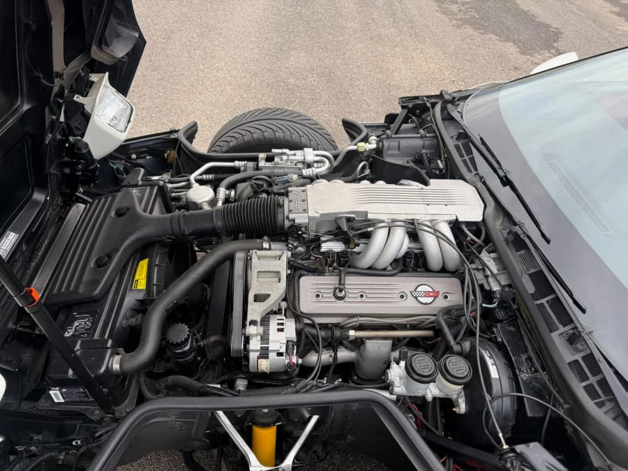 1988 Chevrolet Corvette C4 - Image 17 of 17