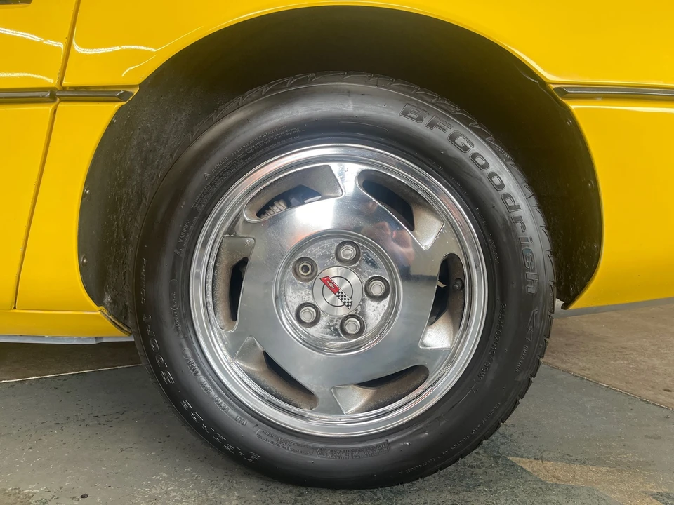 1988 Chevrolet Corvette C4 - Image 7 of 31