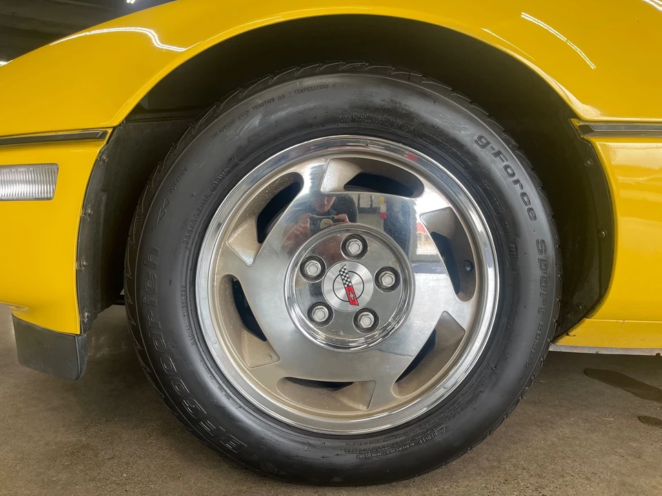 1988 Chevrolet Corvette C4 - Image 26 of 31