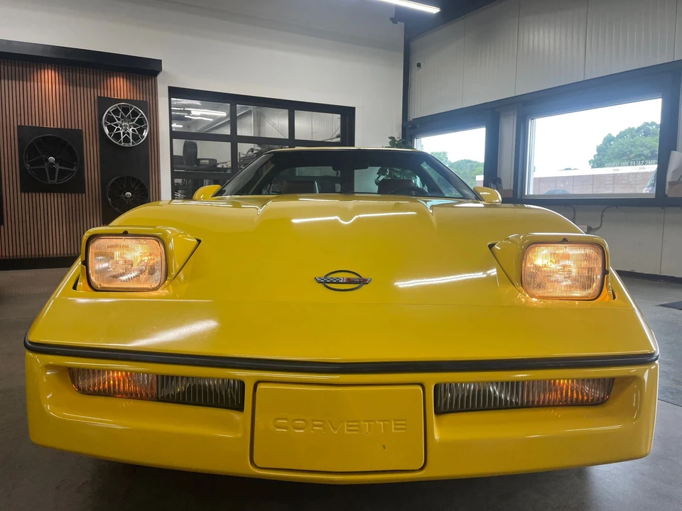 1988 Chevrolet Corvette C4 - Image 2 of 31