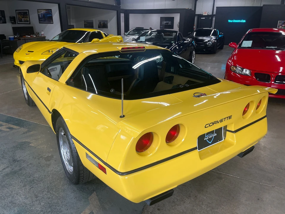 1988 Chevrolet Corvette C4 - Image 6 of 31