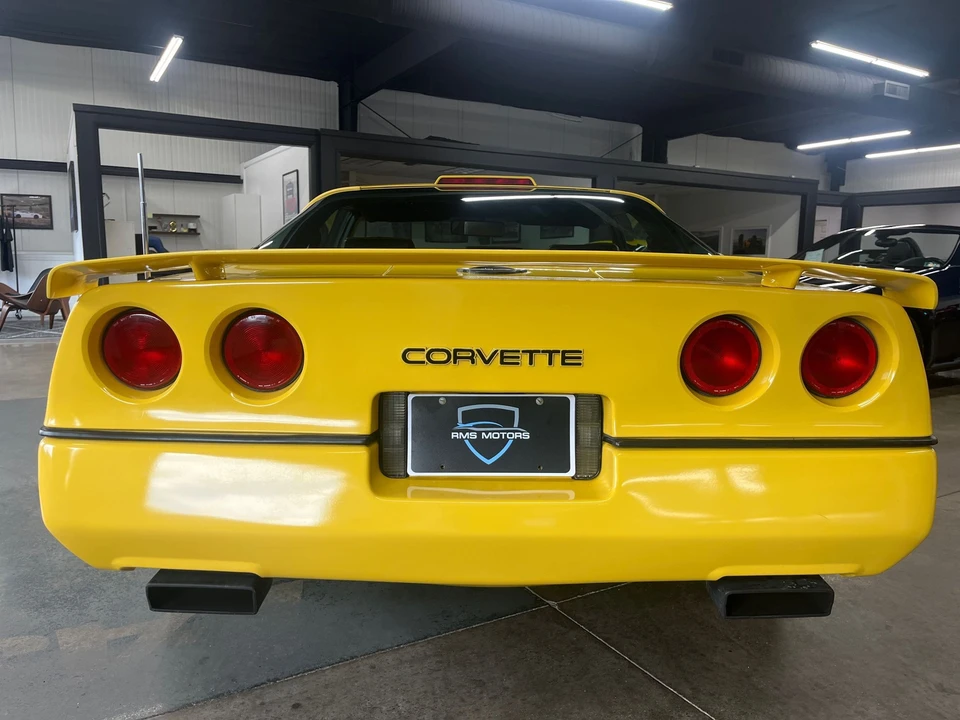 1988 Chevrolet Corvette C4 - Image 13 of 31