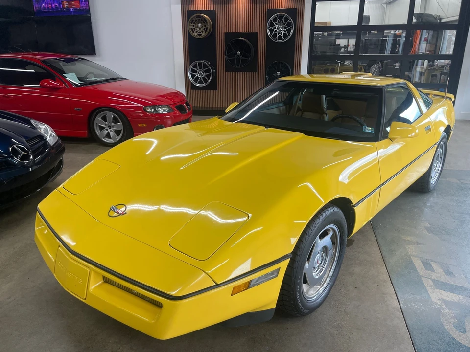 1988 Chevrolet Corvette C4 - Image 24 of 31