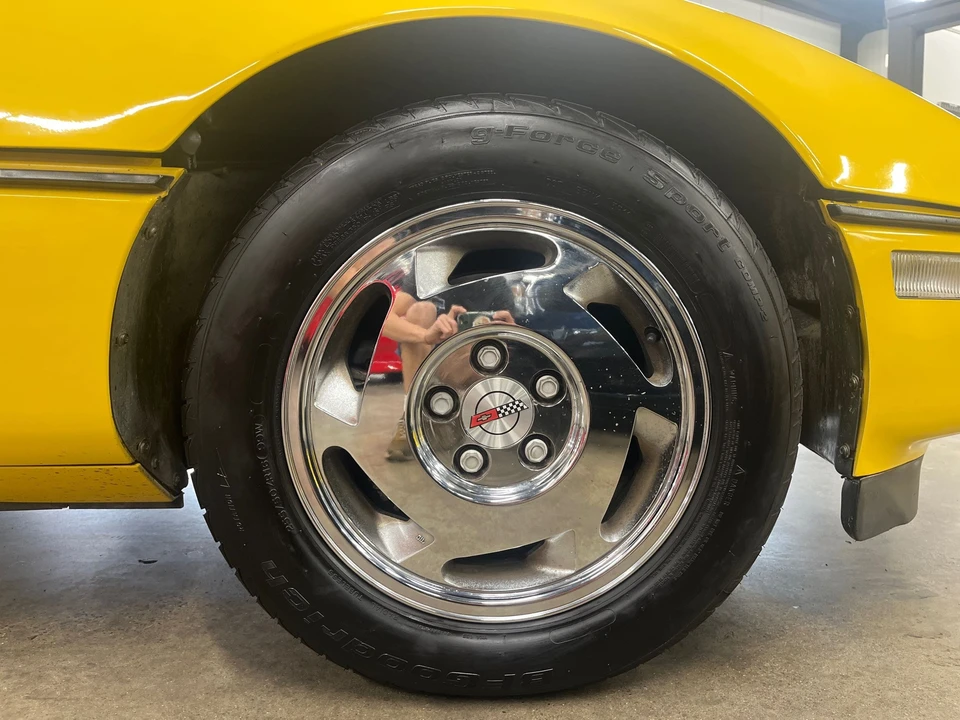 1988 Chevrolet Corvette C4 - Image 20 of 31