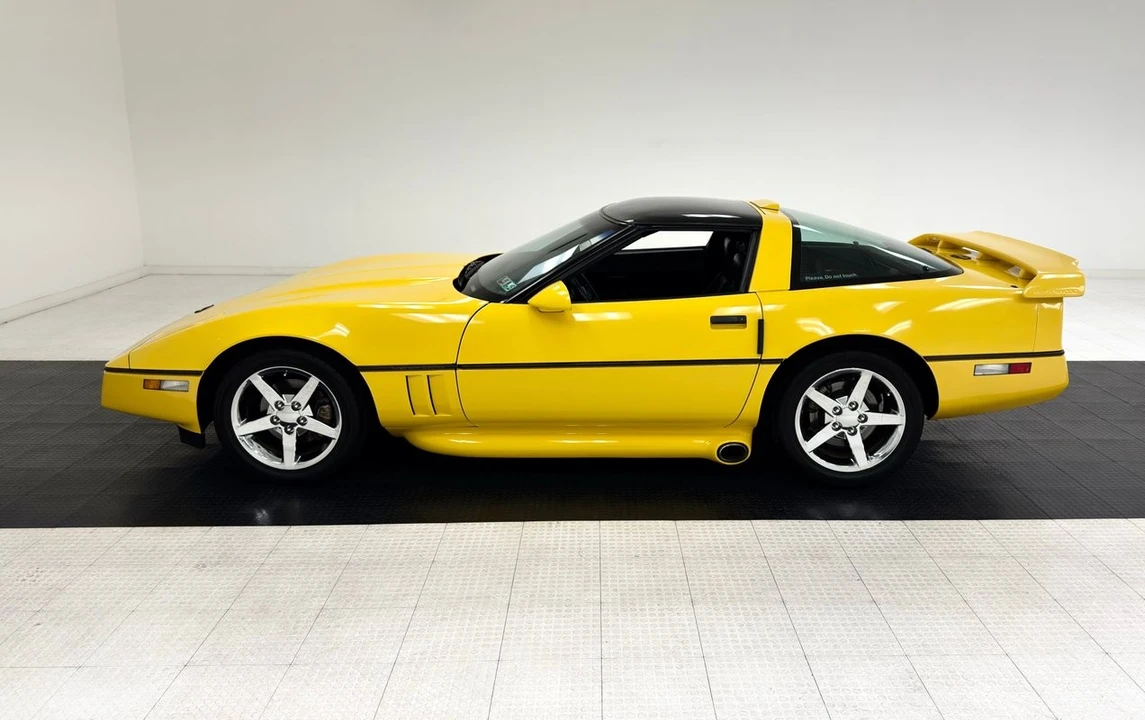 1988 Chevrolet Corvette C4 - Image 2 of 21