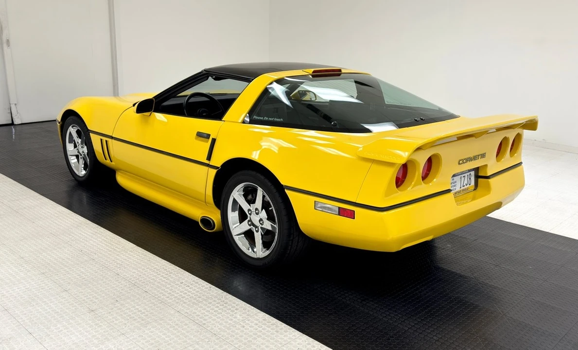 1988 Chevrolet Corvette C4 - Image 3 of 21