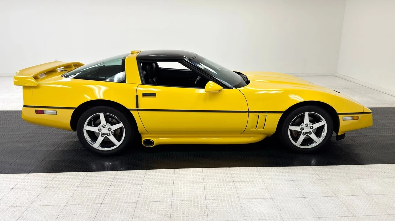 1988 Chevrolet Corvette C4 - Image 6 of 12