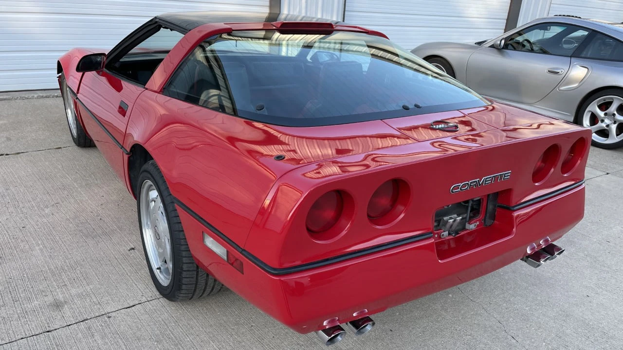 1988 Chevrolet Corvette C4 - Image 2 of 15