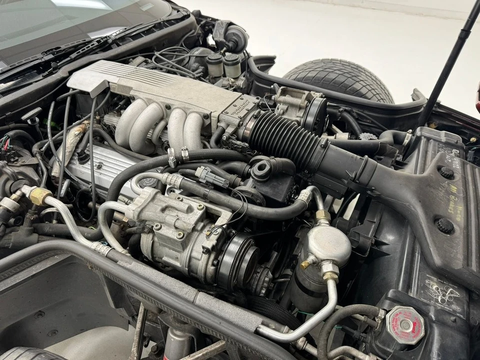 1988 Chevrolet Corvette C4 - Image 23 of 31