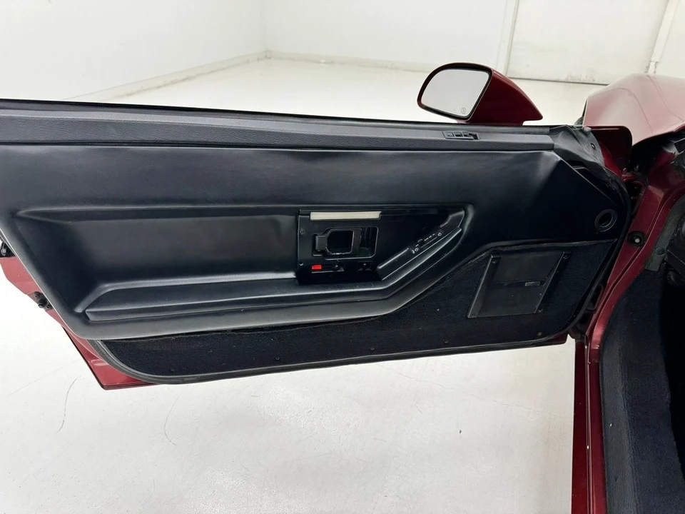 1988 Chevrolet Corvette C4 - Image 29 of 31