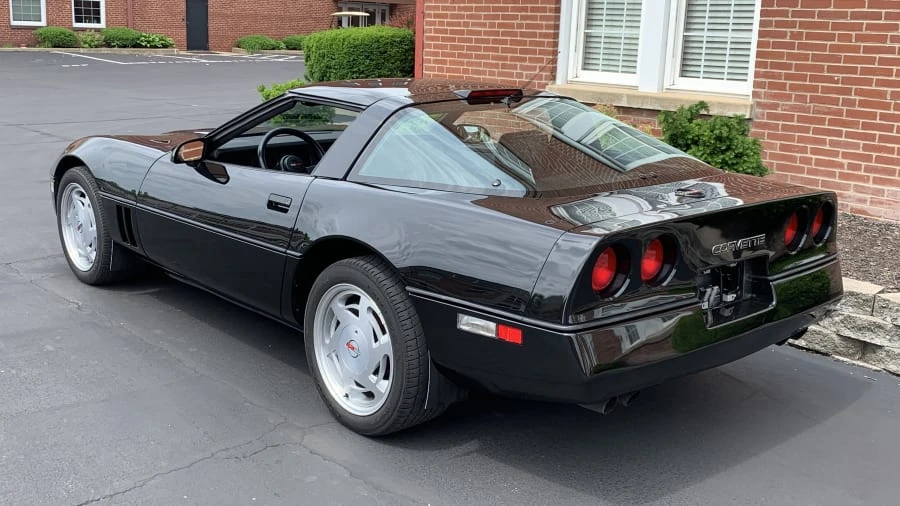 1988 Chevrolet Corvette C4 - Image 3 of 7