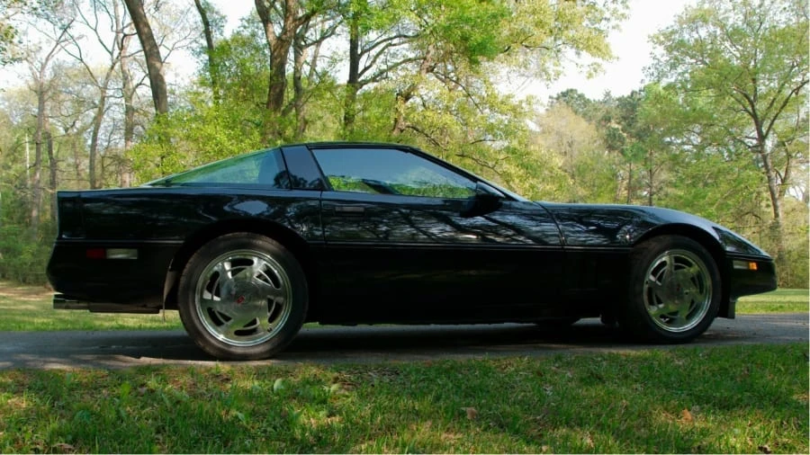 1988 Chevrolet Corvette C4 - Image 2 of 12