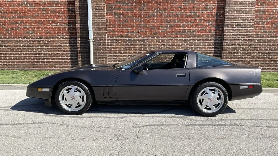 1988 Chevrolet Corvette C4 - Image 2 of 9