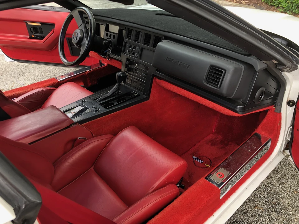 1988 Chevrolet Corvette C4 - Image 27 of 31