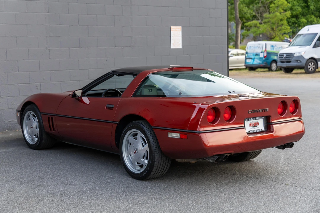 1988 Chevrolet Corvette C4 - Image 13 of 31
