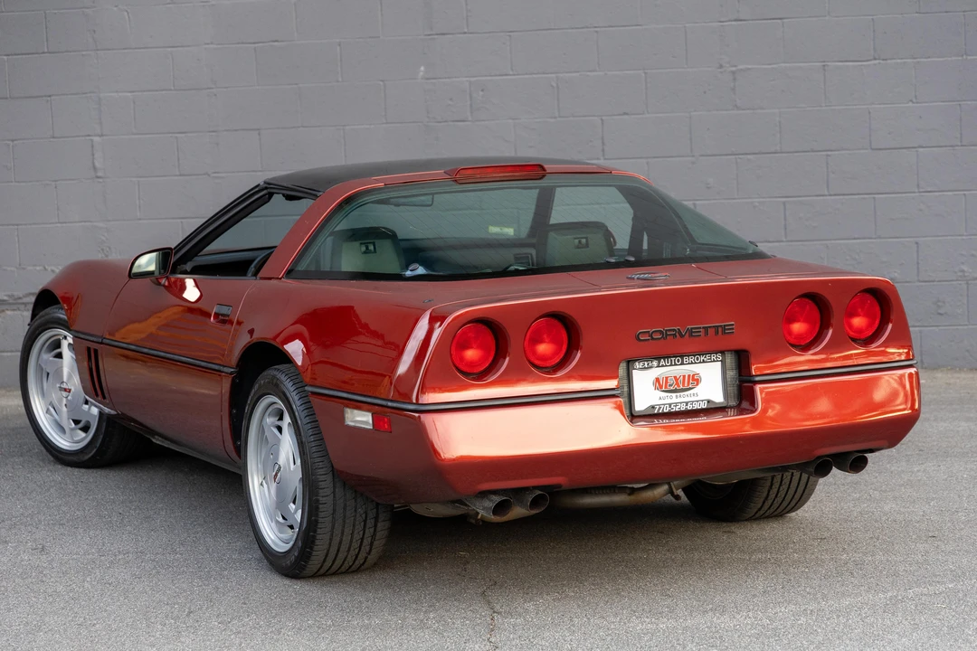 1988 Chevrolet Corvette C4 - Image 15 of 31