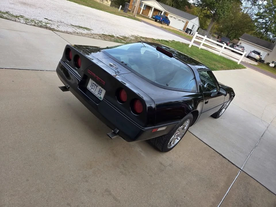 1988 Chevrolet Corvette C4 - Image 4 of 10