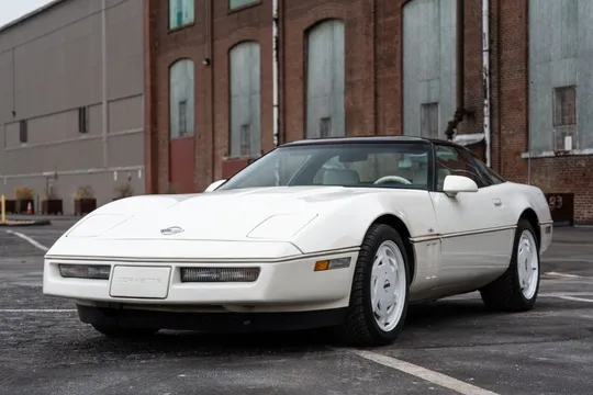 1988 Chevrolet Corvette Coupe 35th Anniversary Edition