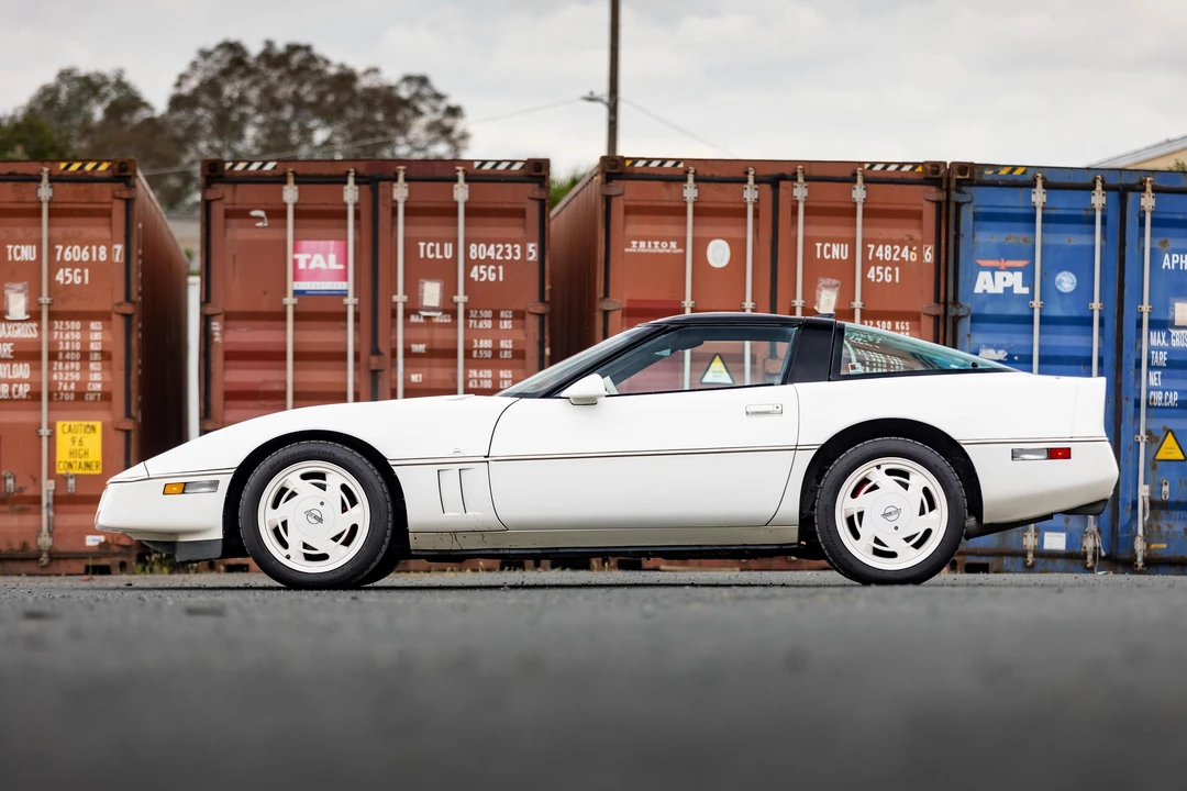1988 Chevrolet Corvette C4 - Image 18 of 31