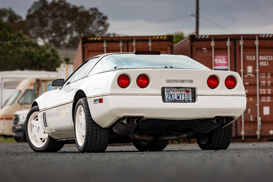 1988 Chevrolet Corvette C4 - Image 23 of 31
