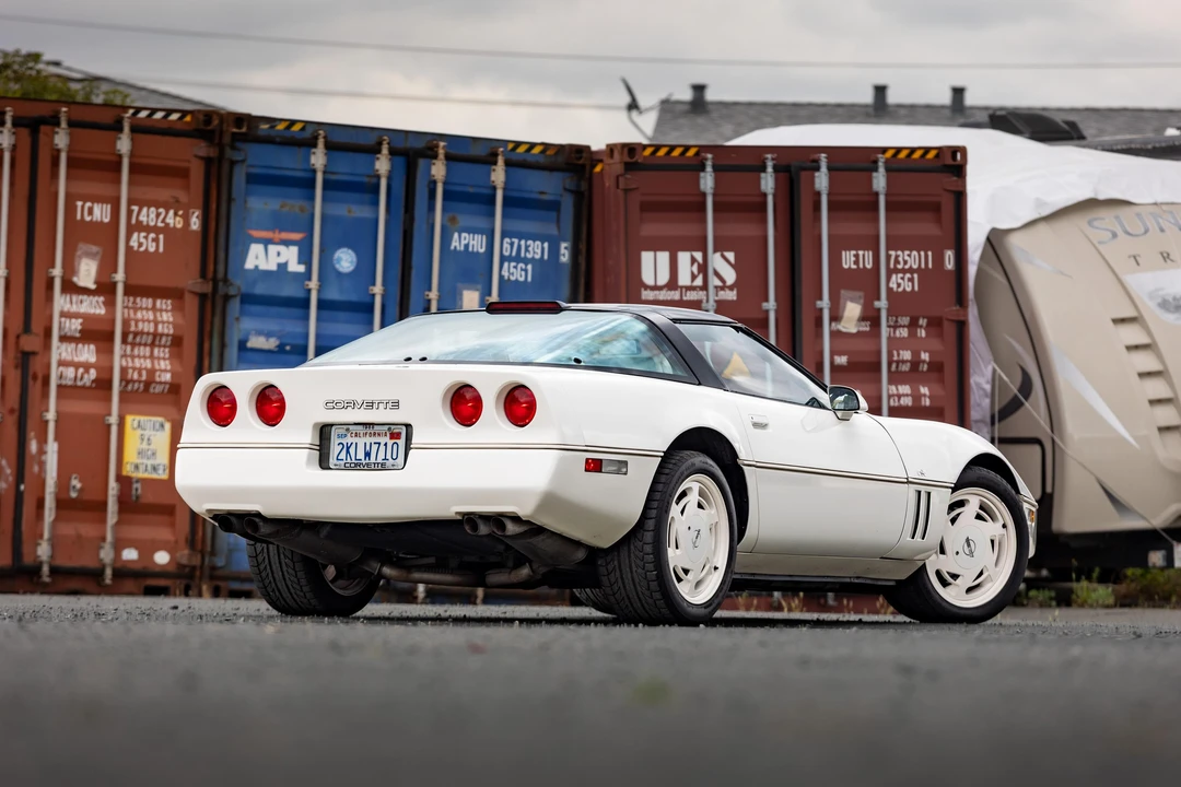 1988 Chevrolet Corvette C4 - Image 27 of 31