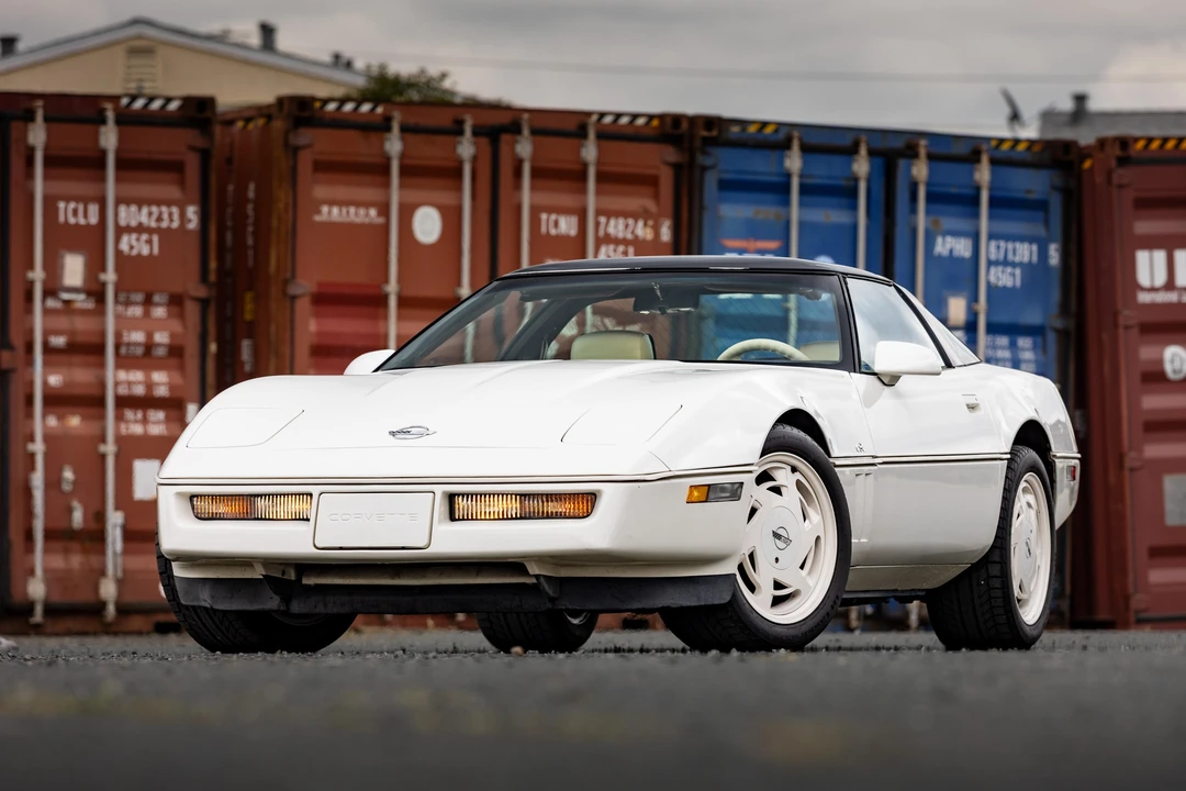 1988 Chevrolet Corvette C4 - Image 12 of 31