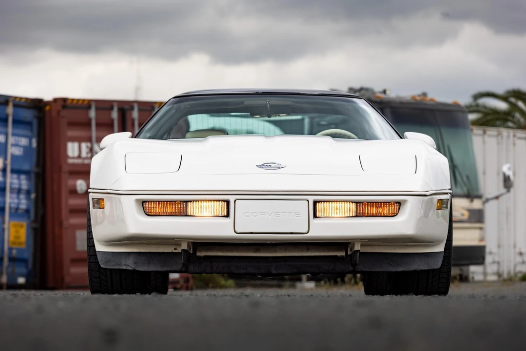 1988 Chevrolet Corvette C4 - Image 6 of 31